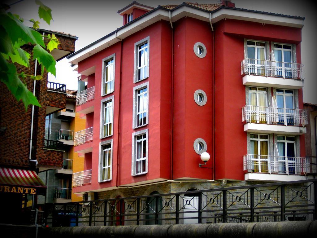 Los Acebos Cangas Кангас-де-Оніс Екстер'єр фото